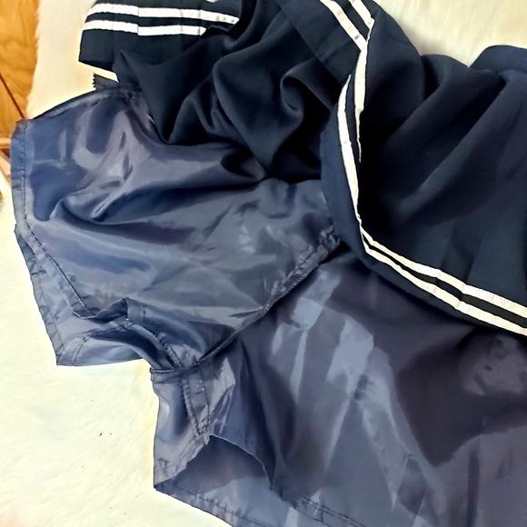 Navy kawaii pleated skirt - Picture 2 of 5